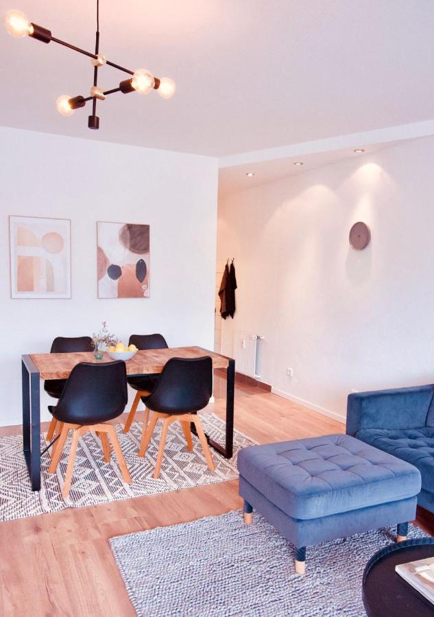 Apartment Mit Balkon - Netflix - Nahe Messe Duesseldorf Krefeld Bagian luar foto