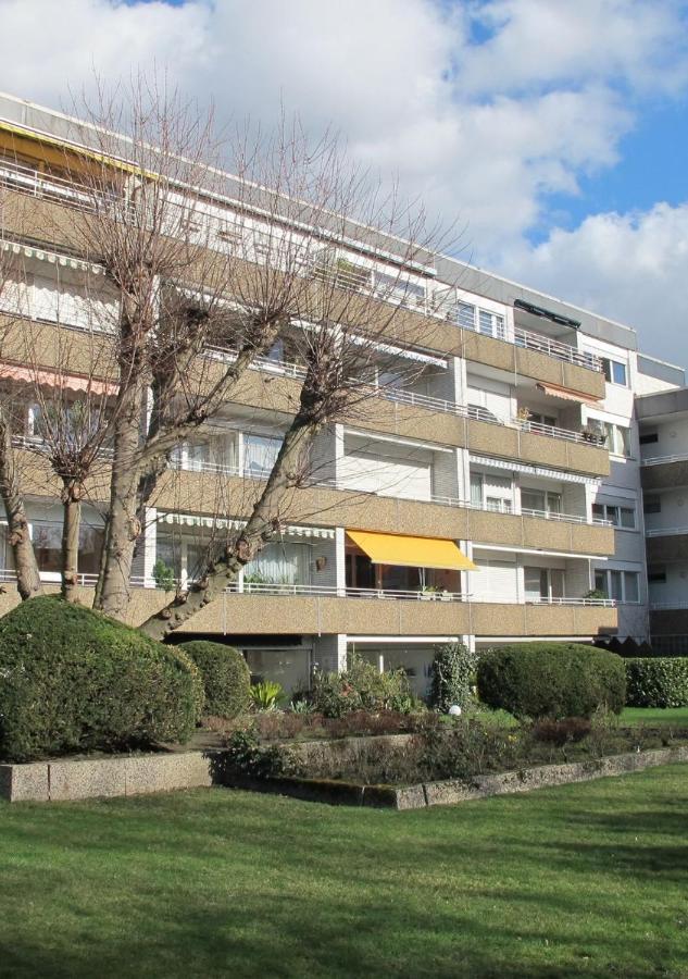 Apartment Mit Balkon - Netflix - Nahe Messe Duesseldorf Krefeld Bagian luar foto